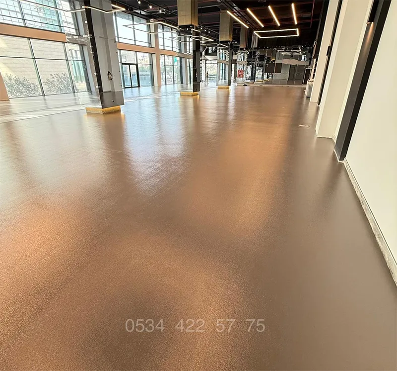 Parlak Epoksi Showroom Zemini